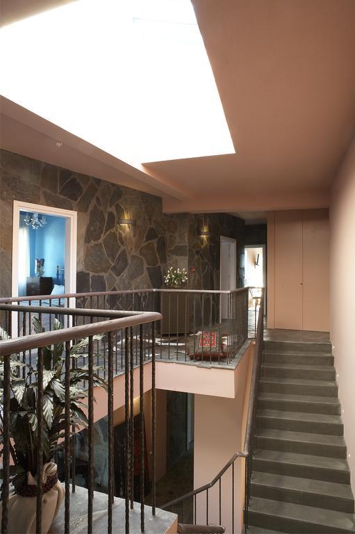 Art Hotel Mirtali Додони Экстерьер фото